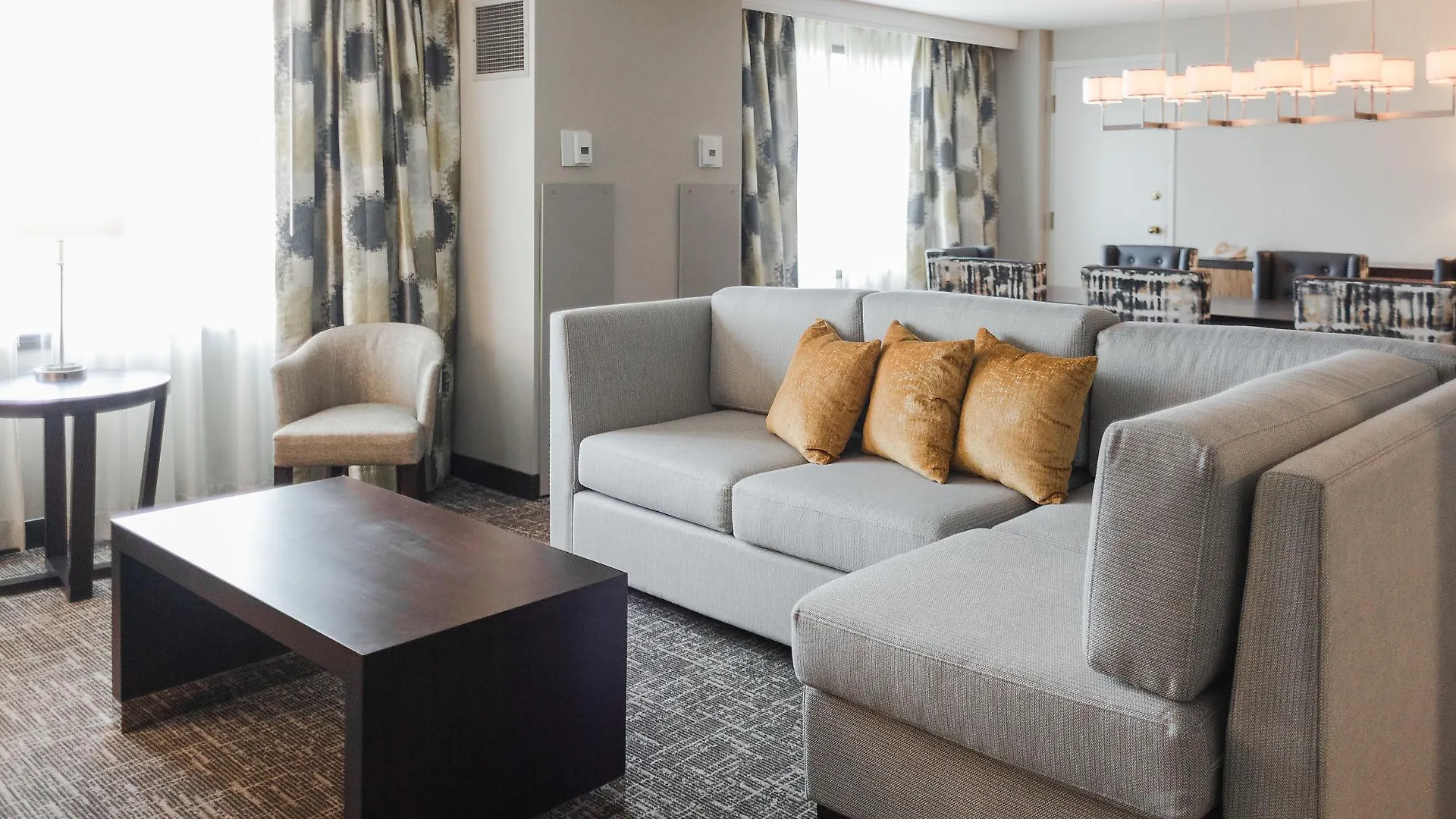 Radisson Hotel Memphis - University