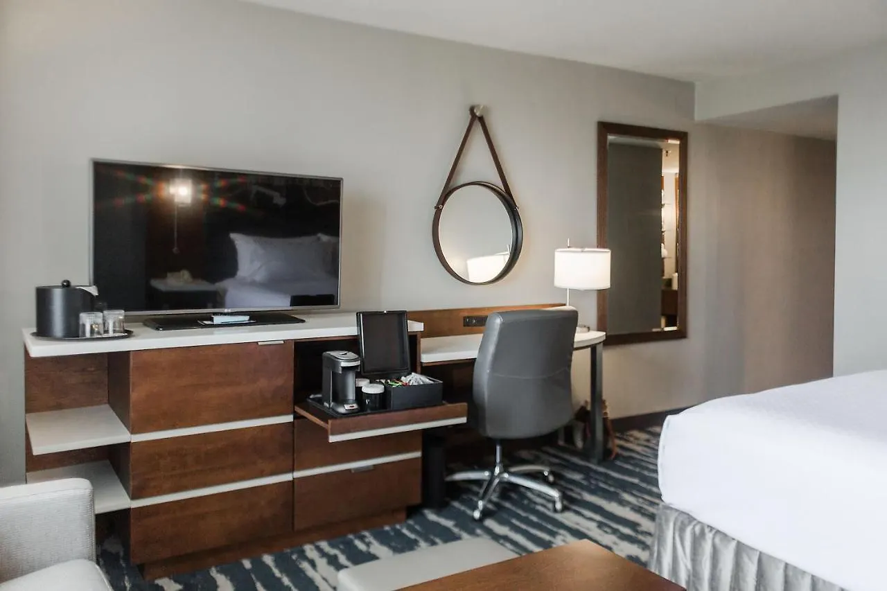Radisson Hotel Memphis - University