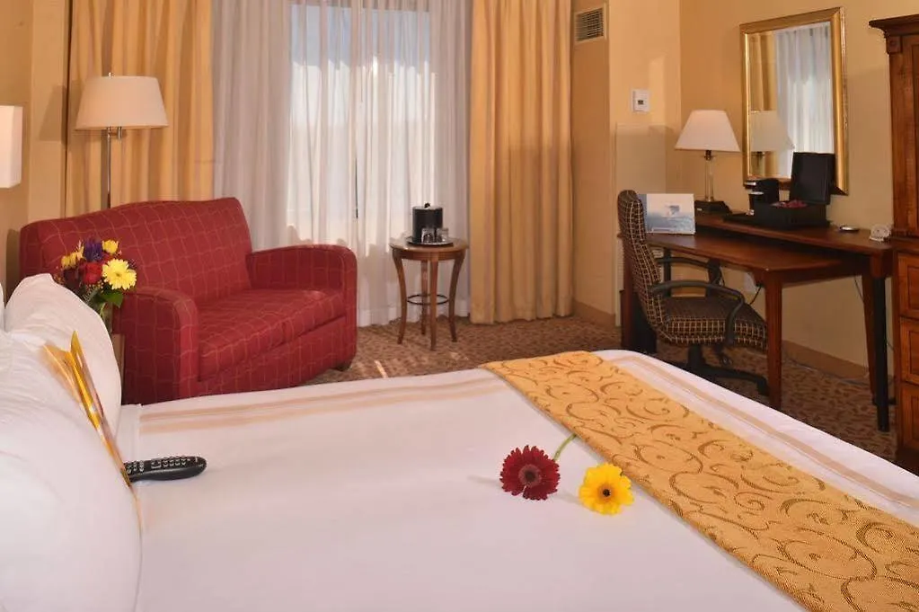 Radisson Hotel Memphis - University